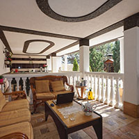 Пансионат в Песчаном с питанием Кипарис