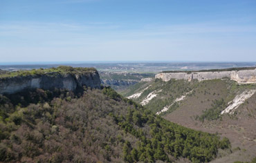 Мангуп-Кале в ТОПе самых популярных достопримечательностей